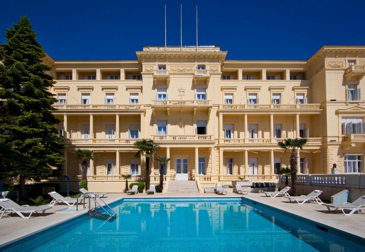 Hotel Kvarner Interior